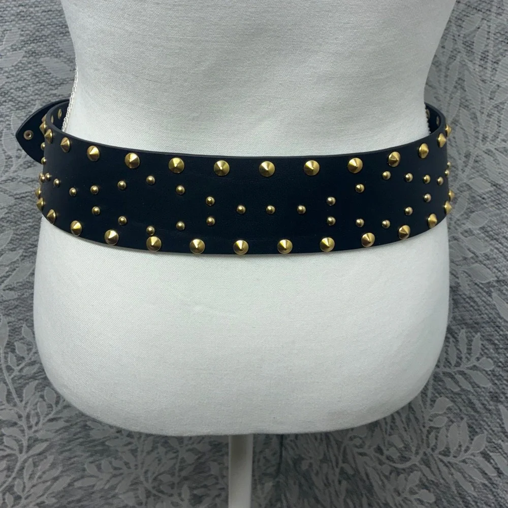 Carlisle Wide Studded Belt Womens M‎ Black Leather Gold Studs Made in Italy